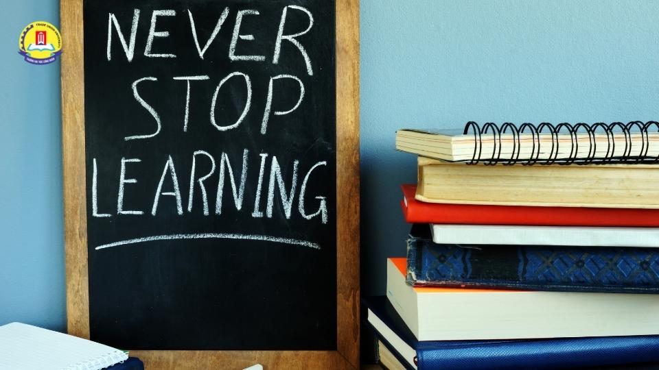 Tiêu chí quan trọng để đánh giá học đại học từ xa trường nào tốt