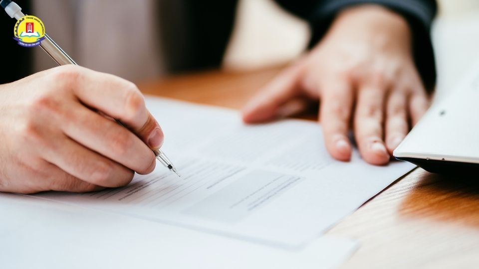 Các hình thức học ngành luật