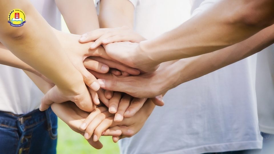 Ngành Công tác xã hội lương bao nhiêu hiện nay?