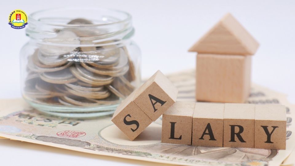 Ngành Ngôn ngữ Anh có dễ xin việc và mức lương ra sao?