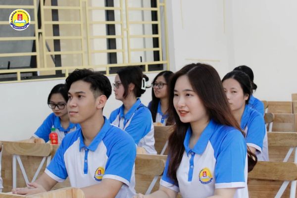 Chuong-trinh-tuyen-sinh-dai-hoc-tu-xa-cua-truong-dai-hoc-cong-doan-duoc-mo-rong-cho-nhieu-doi-tuong