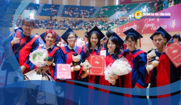 Featured image for: Liên thông cao đẳng lên đại học mất bao lâu​? Các yếu tố ảnh hưởng