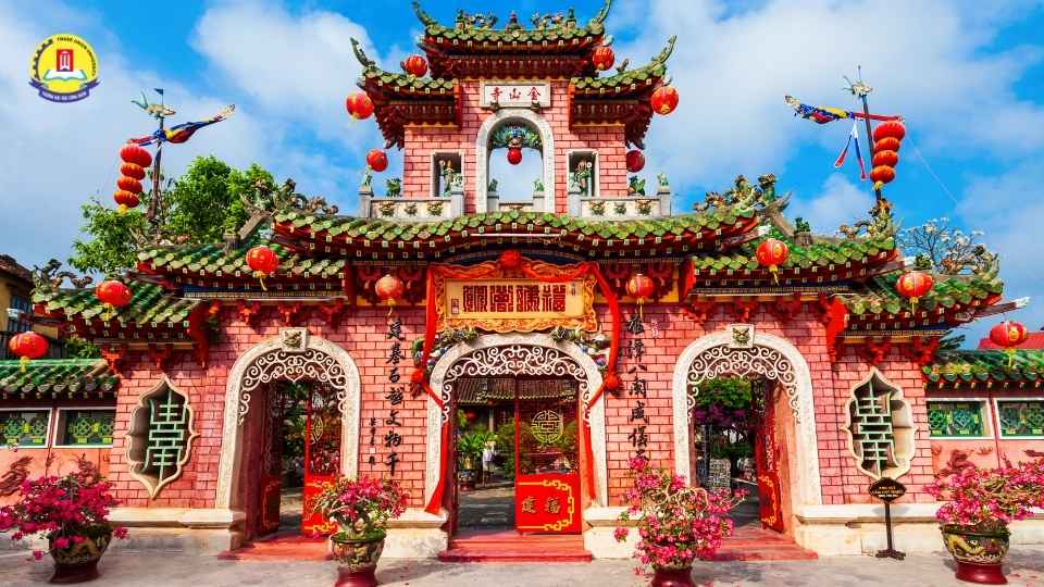 Điều kiện và hình thức liên thông ngành Việt Nam học hiện nay