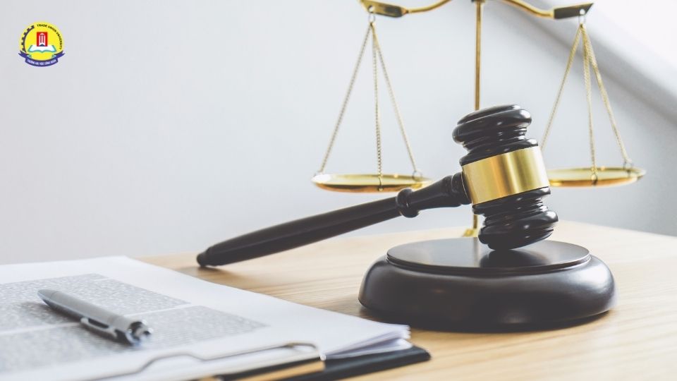 Văn bằng 2 Luật có thực sự dành cho bạn?