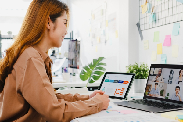 Học đại học online cho người đi làm ở đâu tốt và uy tín?