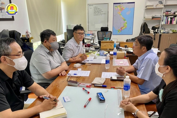 cu-nhan-nganh-cong-tac-xa-hoi-lam-viec-trong-doanh-nghiep-o-vi-tri-csr-hoac-nhan-su