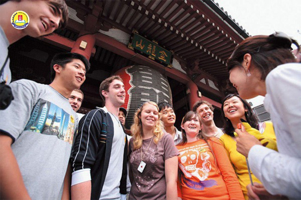 huong-dan-vien-du-lich-nganh-viet-nam-hoc