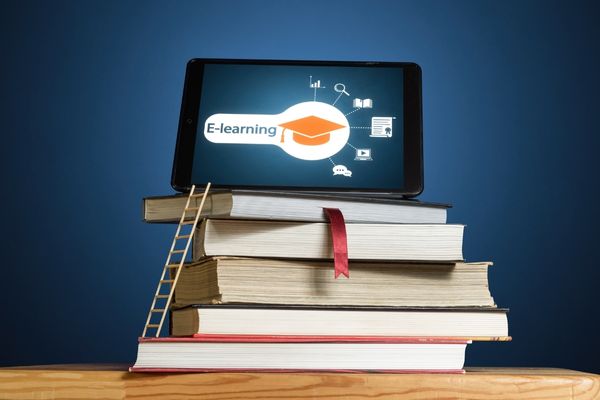 mo-hinh-dao-tao-tu-xa-nganh-viet-nam-hoc