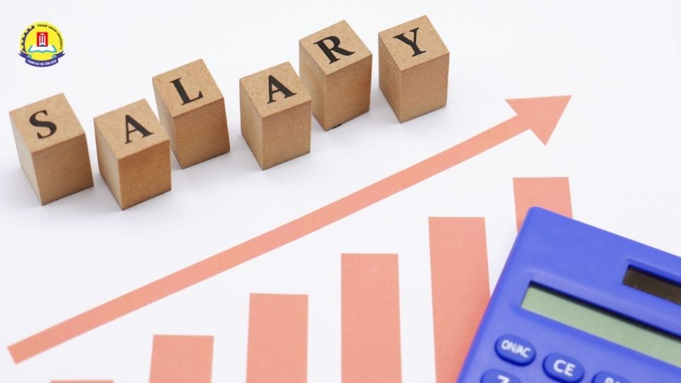 Cơ hội thăng tiến và lộ trình tăng lương bền vững trong tương lai