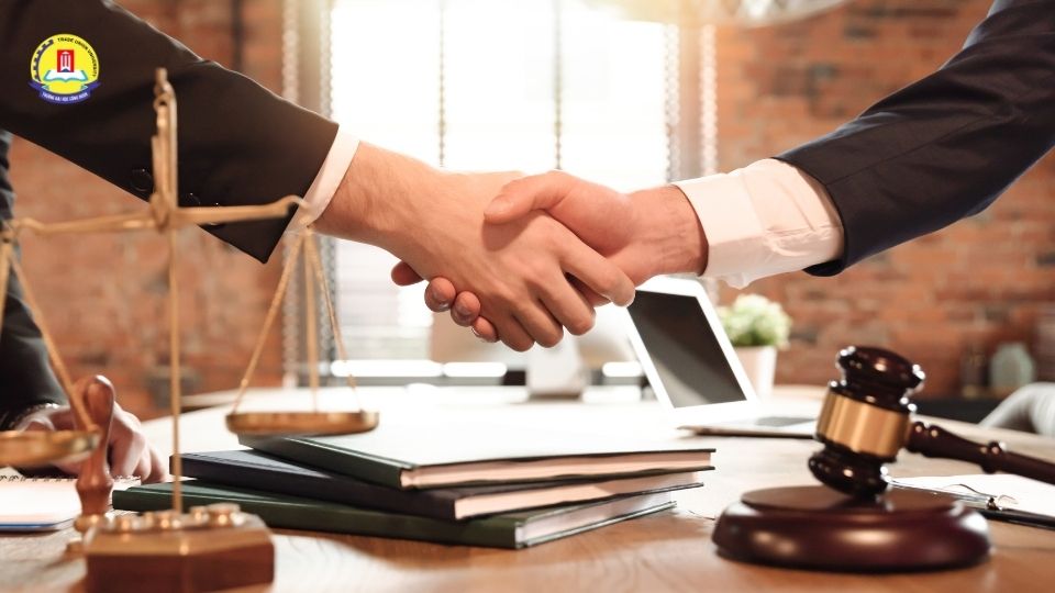 Ngành luật có khó hơn các ngành khác không?