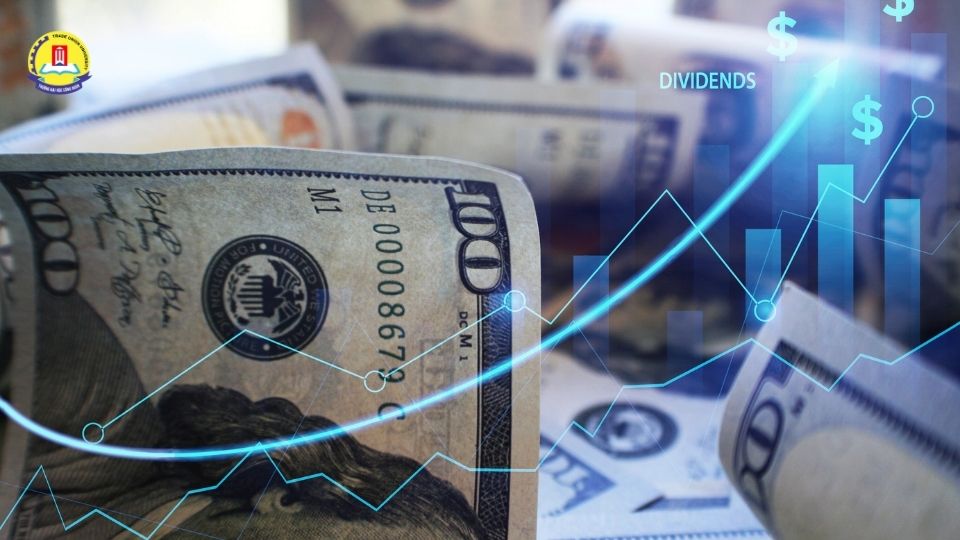 Lộ trình phát triển và mức thu nhập của cử nhân công tác xã hội