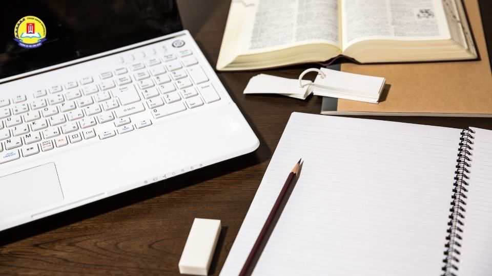 Kinh nghiệm chọn trường và ngành học văn bằng 2 hiệu quả